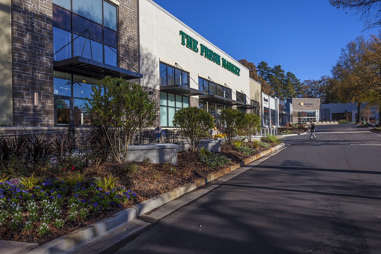 Brighten Park Shopping Complex image 3