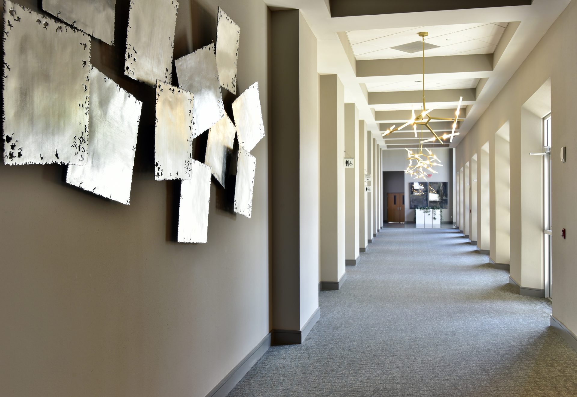 Free Chapel image 16