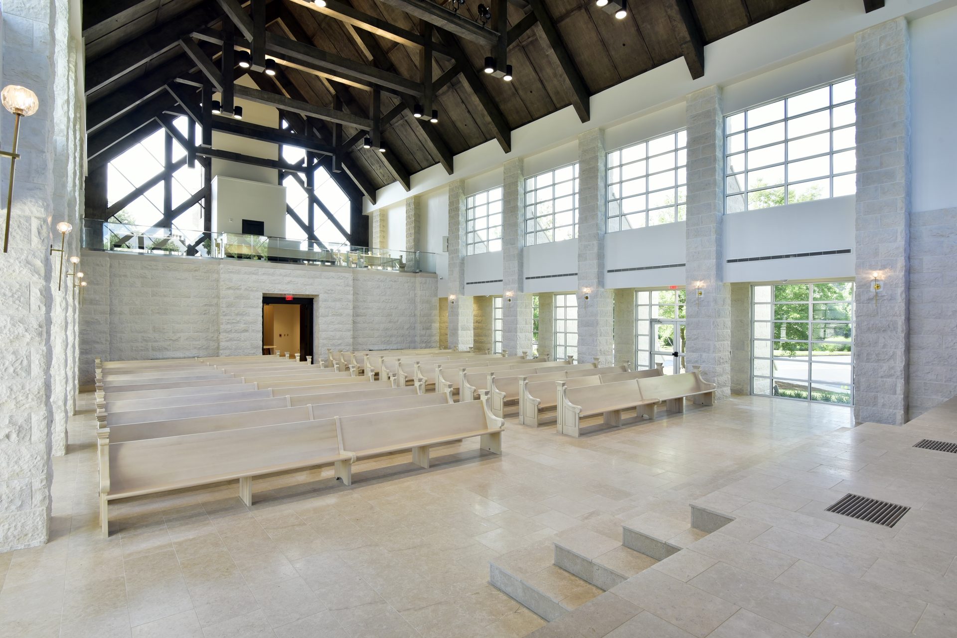 Free Chapel image 9