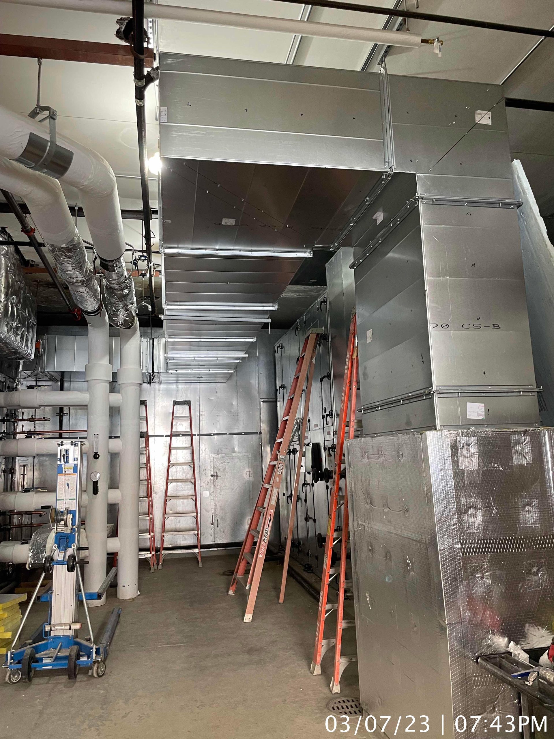 Operating Room Penthouse Addition & Renovation image 4